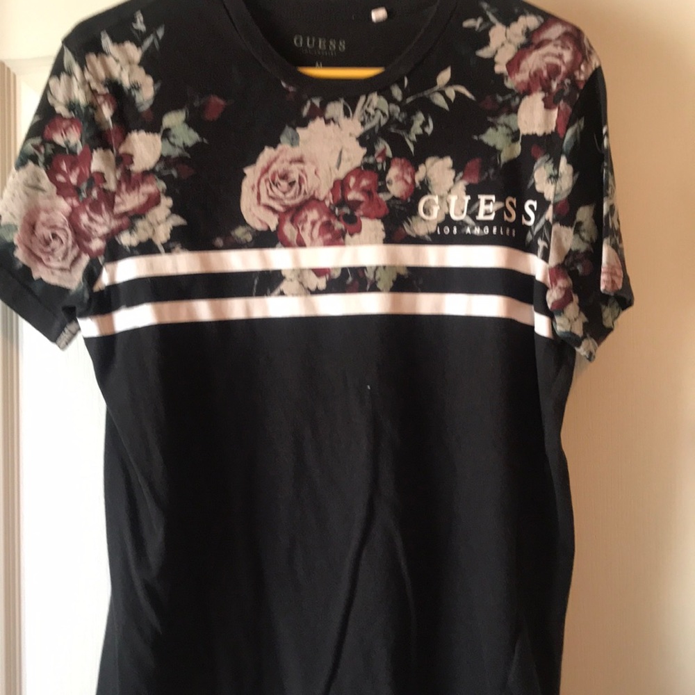 Men’s Guess T-shirt